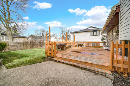 HD_1742221117495_Deck_2