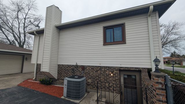 PXL_20250403_181902587