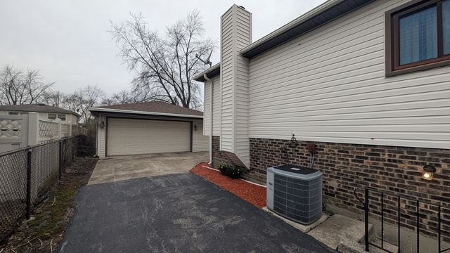 PXL_20250403_181904110