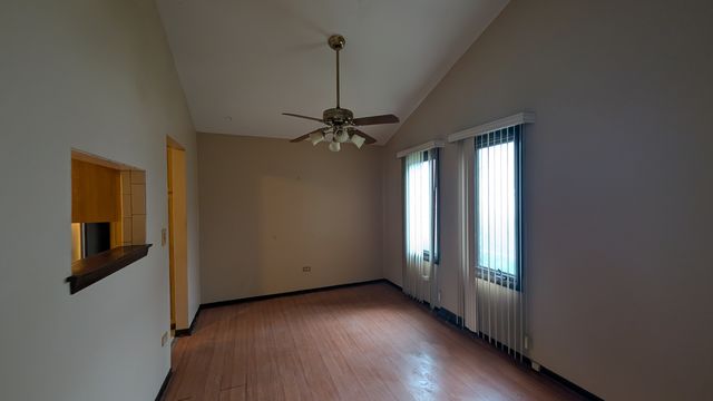 PXL_20250403_182155288