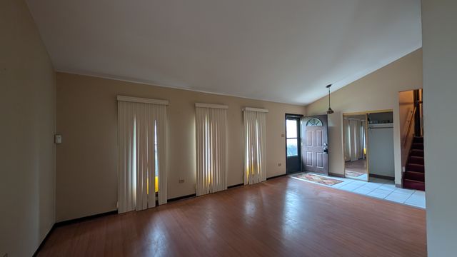 PXL_20250403_182158636