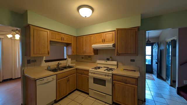 PXL_20250403_182215549