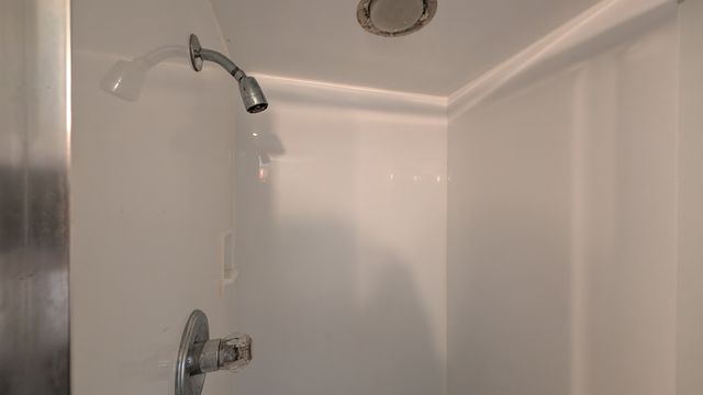 PXL_20250403_182258732