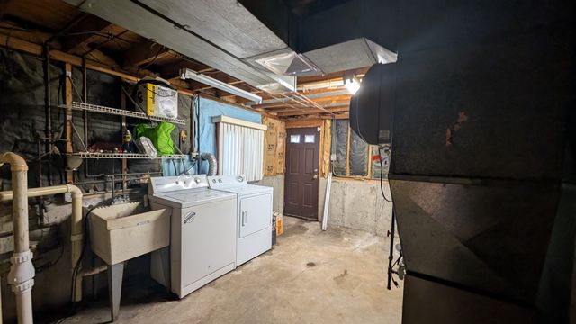 PXL_20250403_182303808