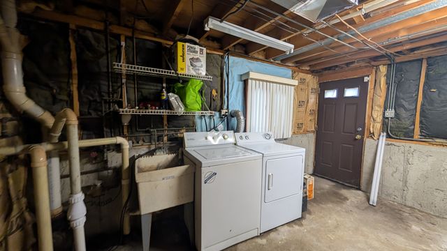 PXL_20250403_182305643