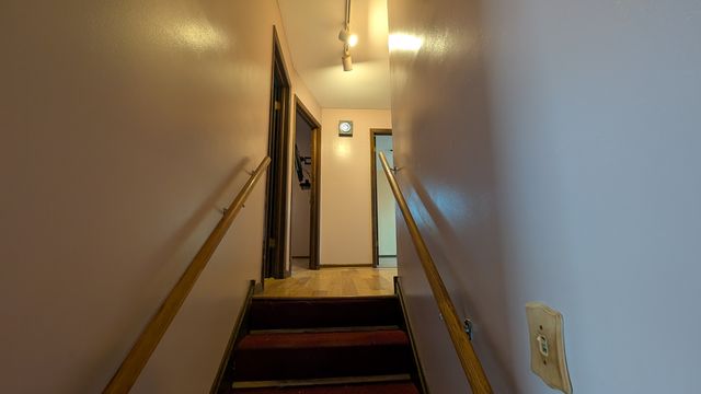 PXL_20250403_182319476