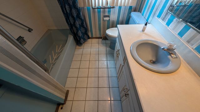 PXL_20250403_182331201