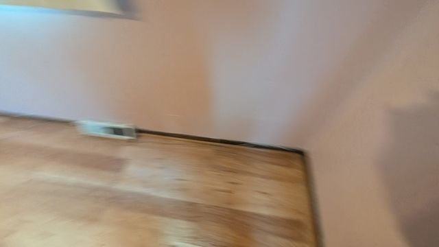 PXL_20250403_182348047