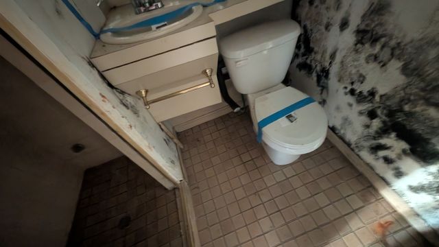 PXL_20250407_143907320.NIGHT