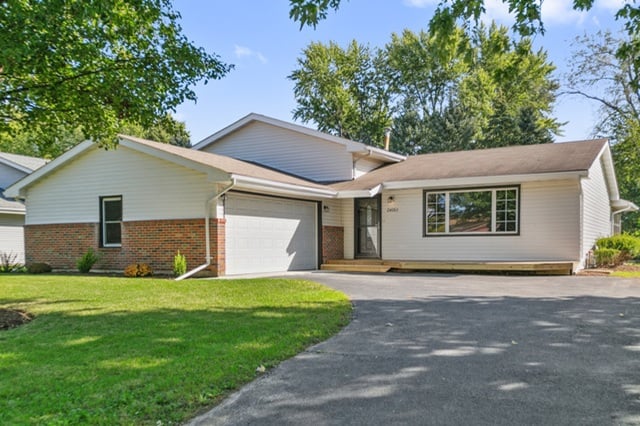 Hits & Misses Property Image