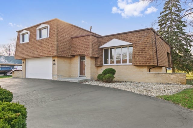 Hits & Misses Property Image