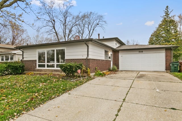 Hits & Misses Property Image