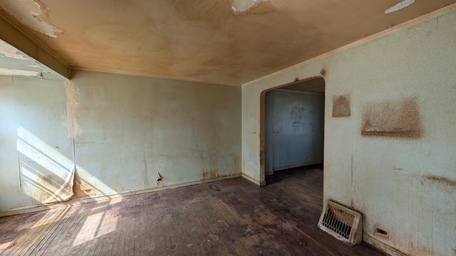 PXL_20250430_145527624