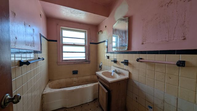 PXL_20250430_145702669