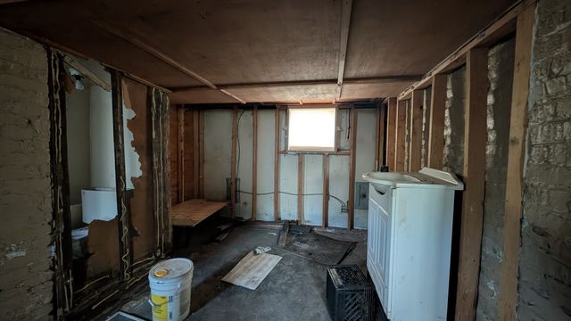 PXL_20250512_140434528