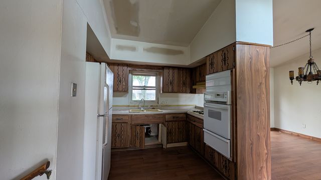 PXL_20250520_150626748.MP