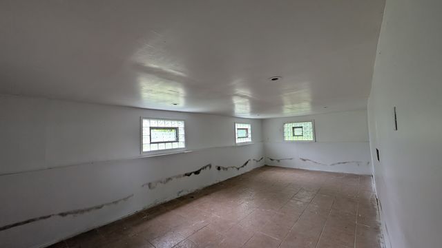 PXL_20250520_160036111