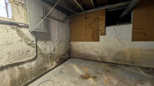 PXL_20250523_183035848