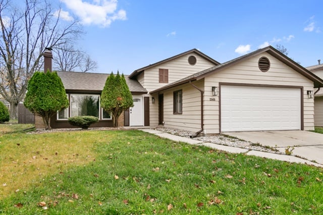 Hits & Misses Property Image