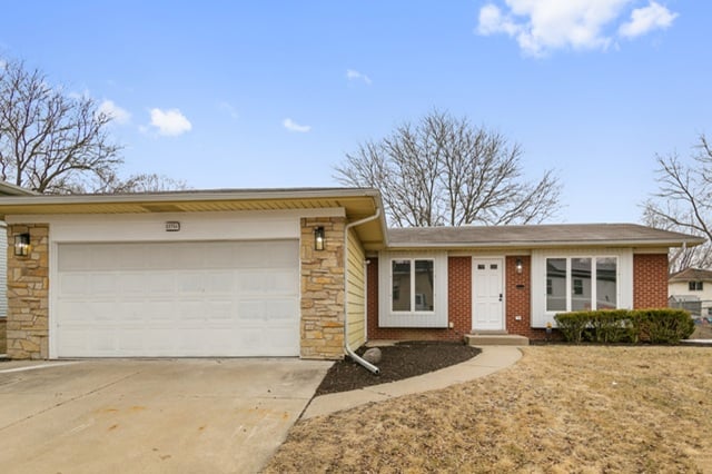 Hits & Misses Property Image