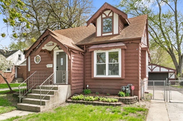 Hits & Misses Property Image