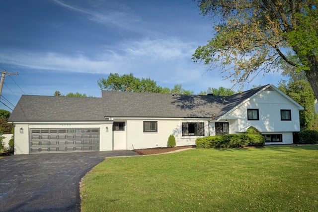 Hits & Misses Property Image
