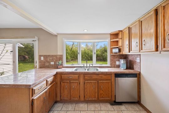 HD_1746553867692_10_1421LawrenceCrescent