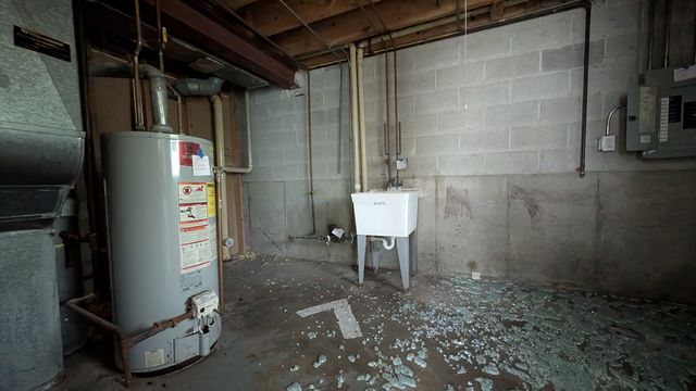 PXL_20250620_213954389