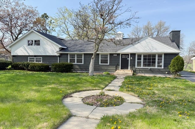 Hits & Misses Property Image