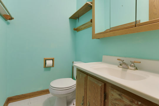 HD_1752719471991_12_4126WildwoodDr_CrystalLake_IL_Full