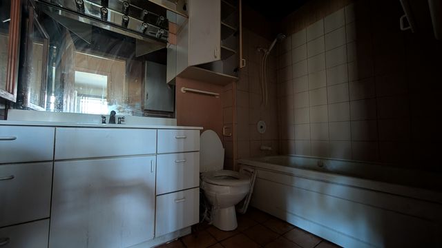 PXL_20250718_135754122.NIGHT