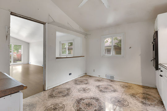 HD_1753537602072_11_15230MeadowLn_Dolton_IL_Small