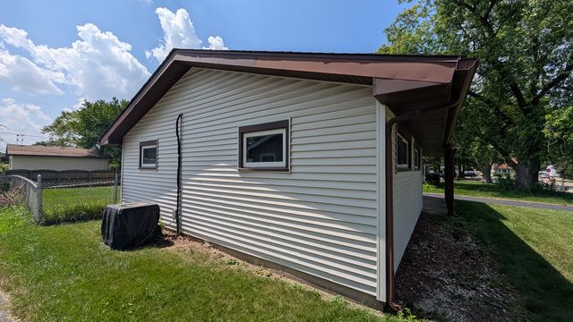 PXL_20250813_171457513