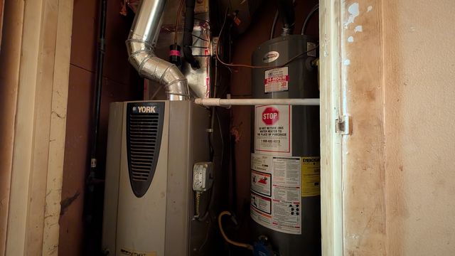 PXL_20250813_171544212