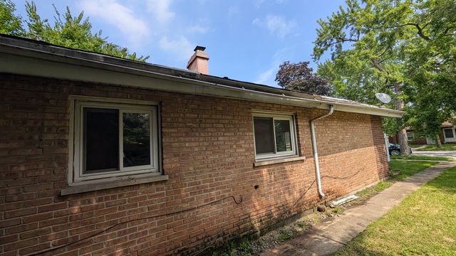 PXL_20250819_181719184