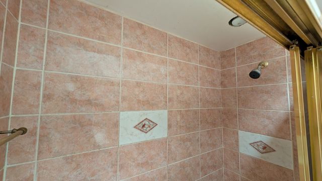 PXL_20250819_182041097