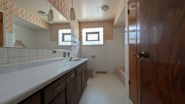 PXL_20250826_152524659