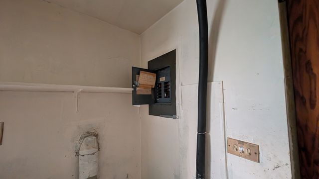 PXL_20250826_152712100