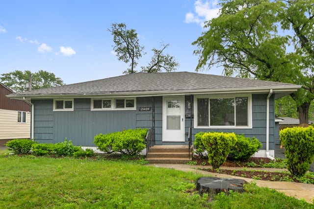 Hits & Misses Property Image