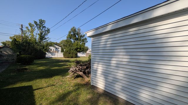 PXL_20251003_161444922