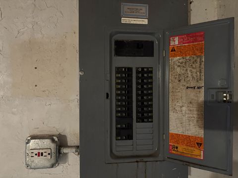 Photo Oct 06 2025, 3 03 39 PM