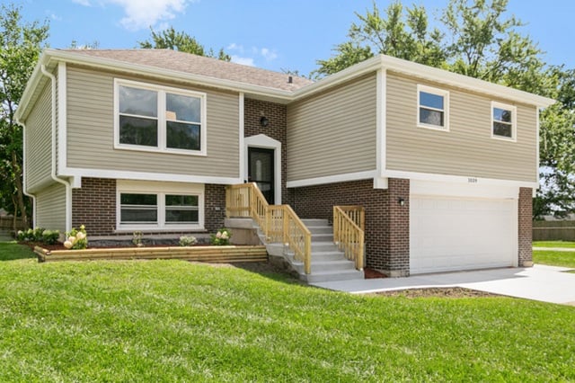 Hits & Misses Property Image