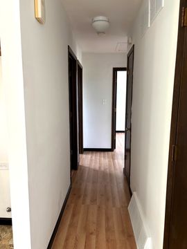 HD_1750265561537_hallway_to_beds