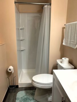 HD_1750265680498_Lower_level_bath_1