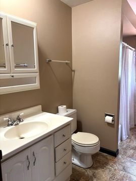 HD_1750265713706_Main_Bath