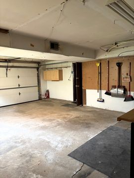 HD_1750265775748_Garage_interior