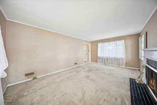 HD_1761789649189_09_3047_N_79th_Ave__Elmwood_Park__IL_60707_14