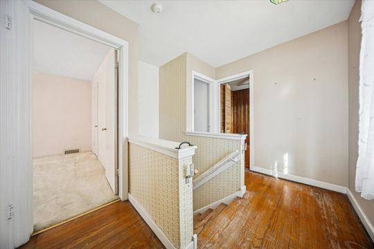 HD_1761789687275_16_3047_N_79th_Ave__Elmwood_Park__IL_60707_10