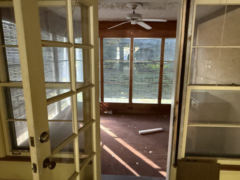 Photo Nov 05 2025, 1 42 01 PM