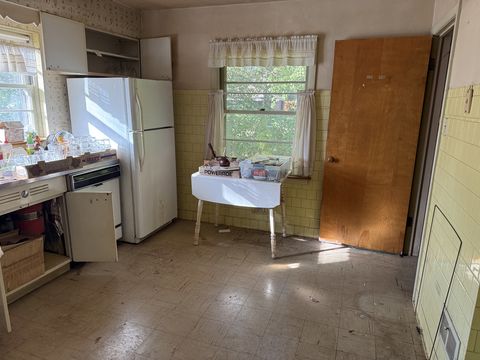 Photo Nov 05 2025, 1 44 47 PM